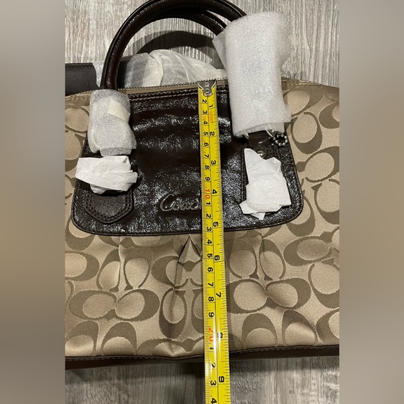NWT authentic coach hand/shoulder satin bag - Picture 8 of 11